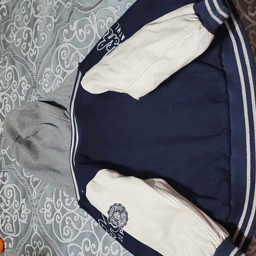 Oshkosh jacket - Picture 6 of 6